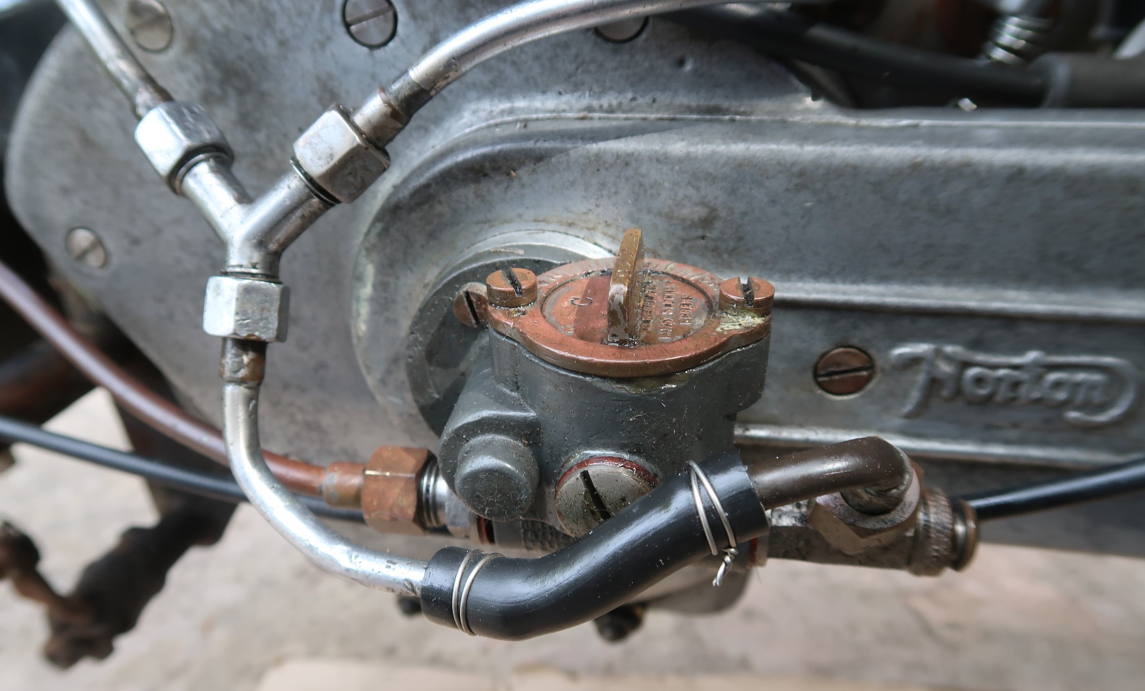 1928 Model 18 oil pump Norton Owners Club